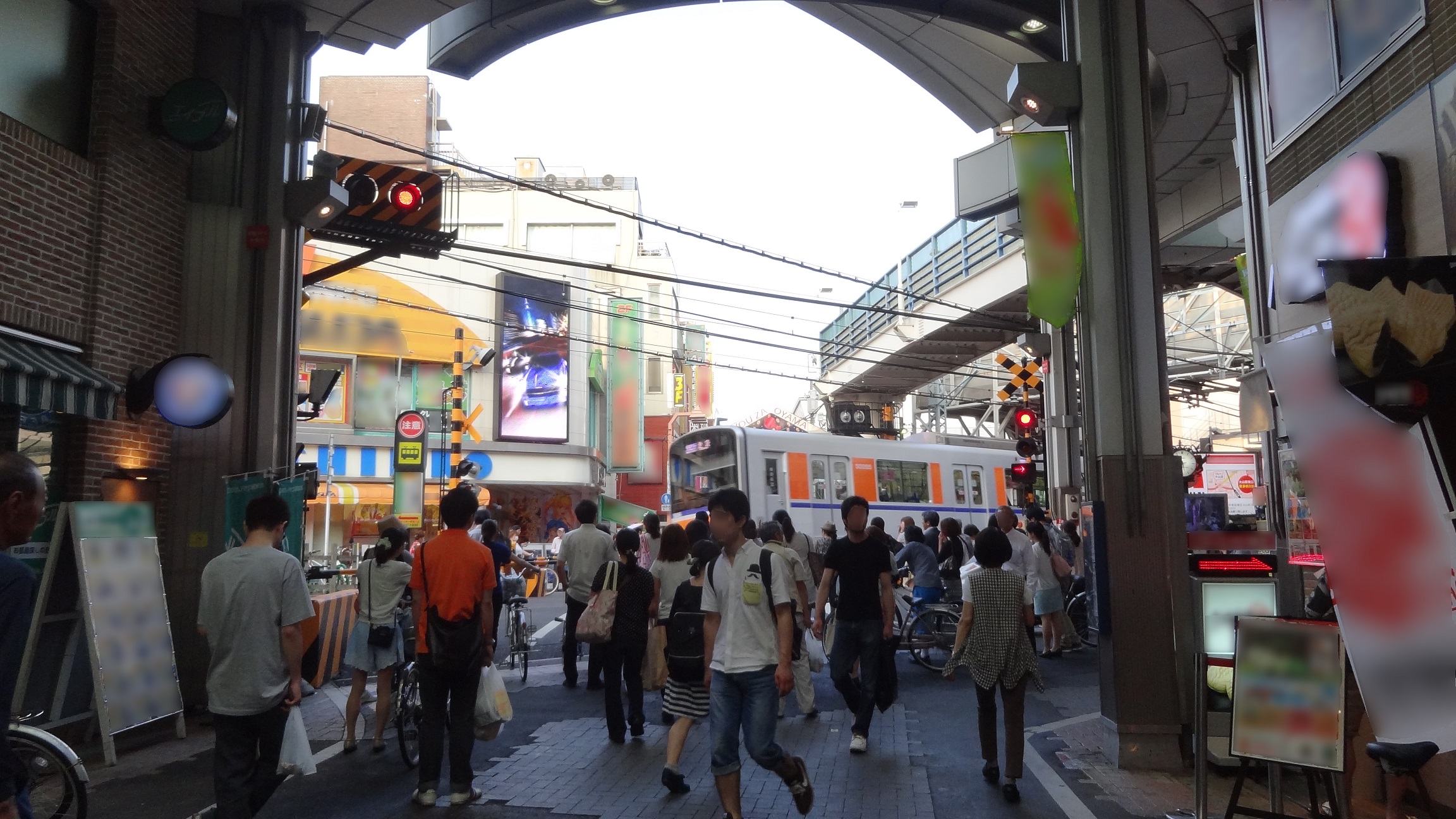 連続立体交差事業東武東上線（大山駅付近）の写真