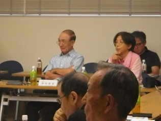 懇談会の写真２