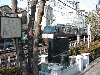  別ウィンドウで表示します