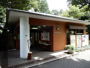 案内所の様子