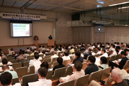 会場の様子